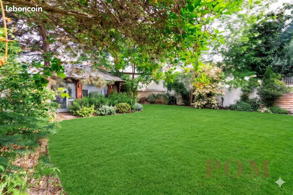 Maison 10 pièces 301 m² · à La Garenne-Colombes · 301 m² · 2 095 000 €