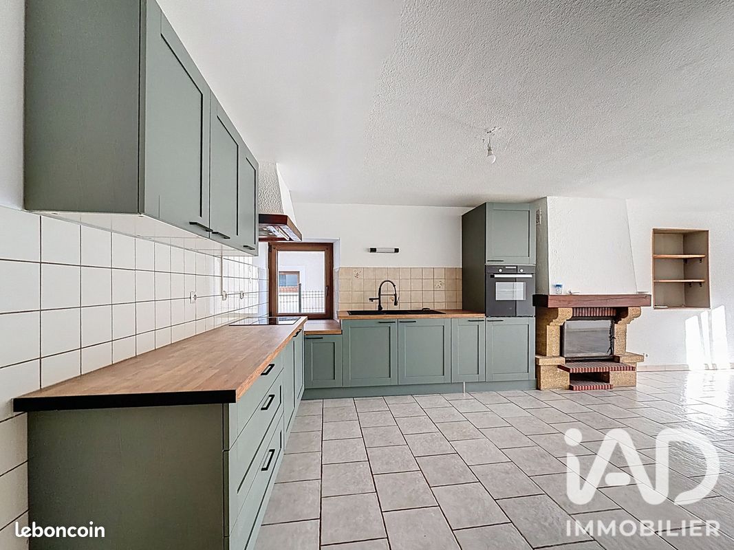Appartement 4 pièces 117 m² · à Desseling · 117 m² · 670 €/mois