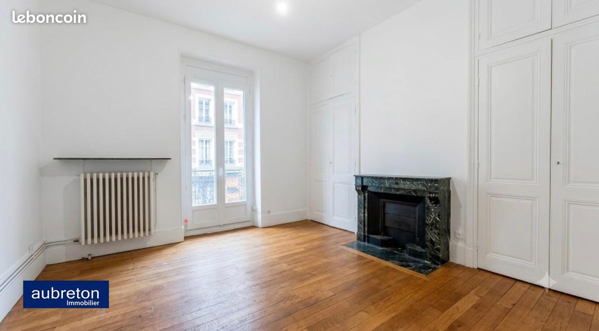Appartement 3 pièces 64 m² · à Grenoble · 64 m² · 99 000 €