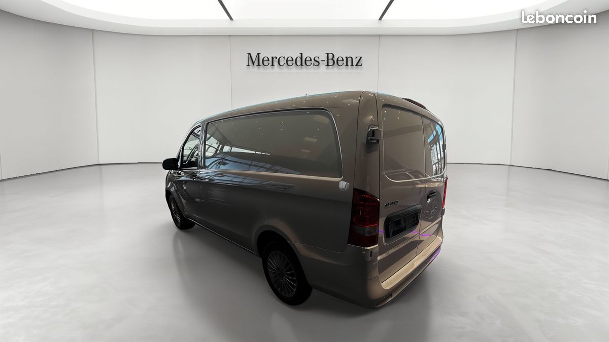Mercedes evito fourgon 60 kwh long fwd (image 3)