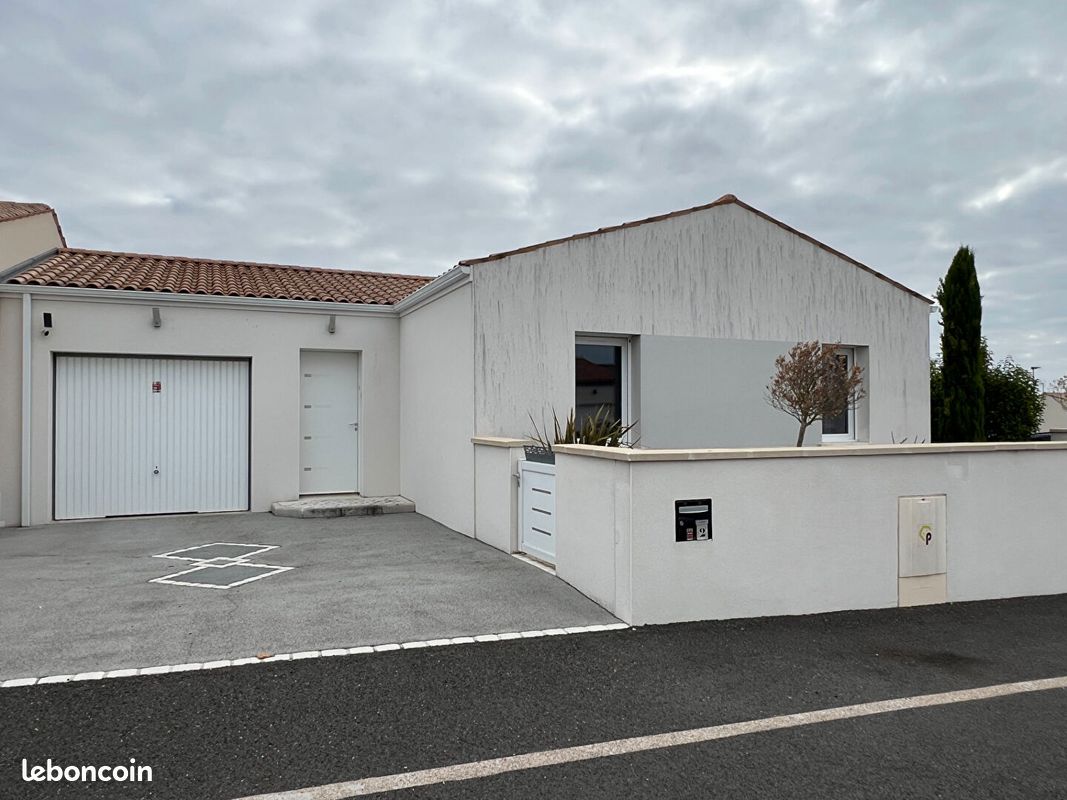 Maison 4 pièces 80 m² · à Meschers-sur-Gironde · 80 m² · 950 €