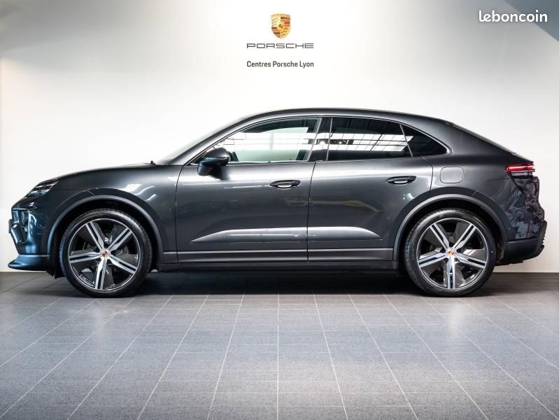 Porsche Macan 408ch 4 MY25 (image 2)
