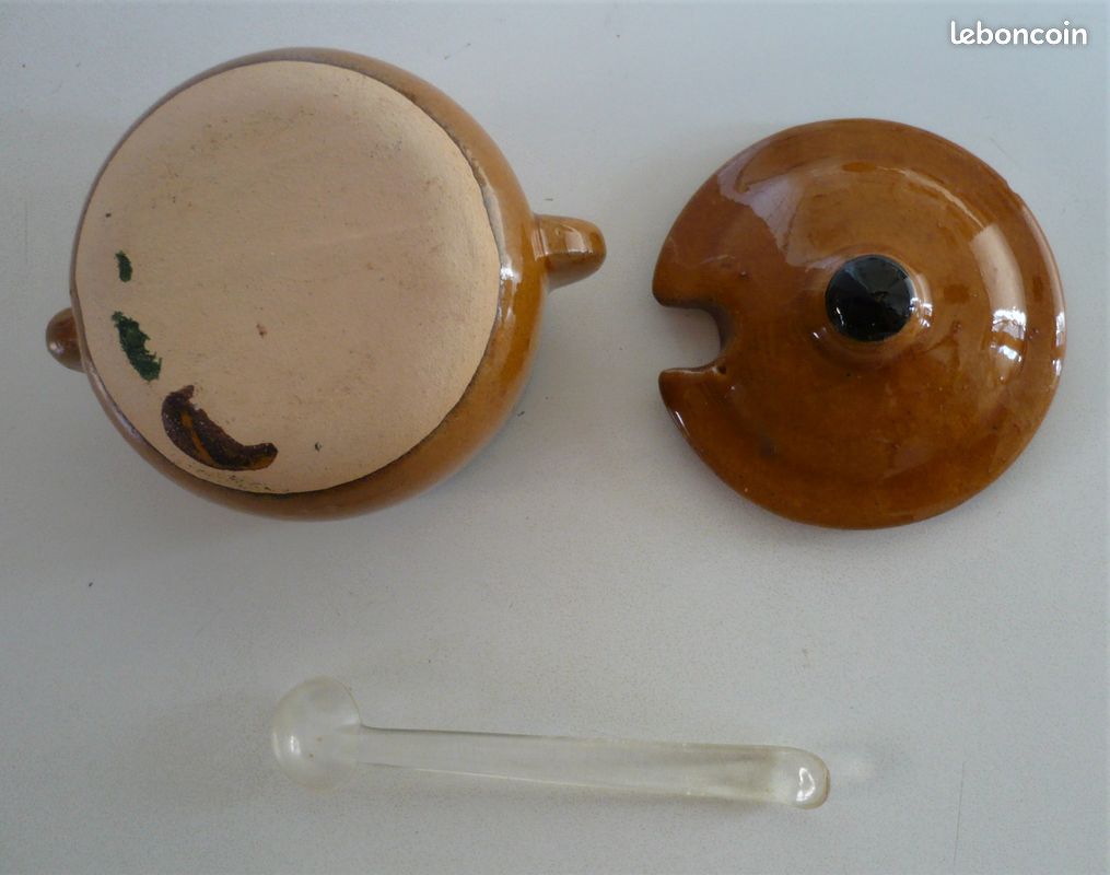 Moutardier et pot à crème anciens terre cuite vernissée (image 6)