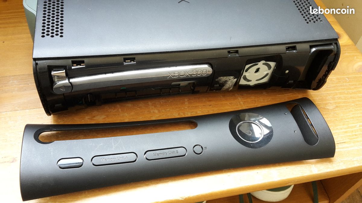Pack Xbox 360 Elite + 2 manettes + 9 jeux (GTA V, Call of Duty, Halo…) – fonctionnelle (image 6)
