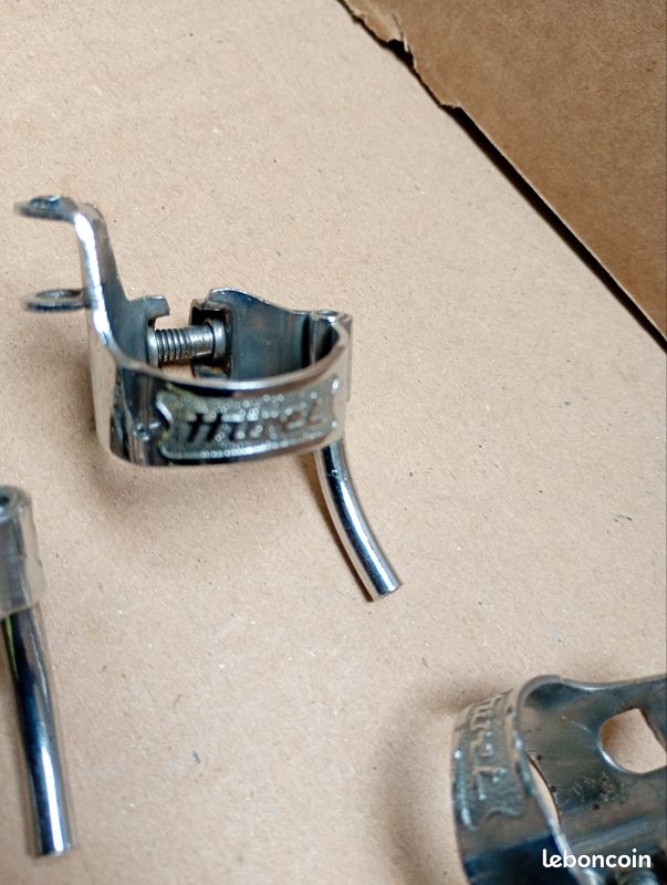 HURET SVELTO DERAILLEUR Avec Patte De Fixation * Nos New Early Huret Svelto Rd EUR 49,50 - FR