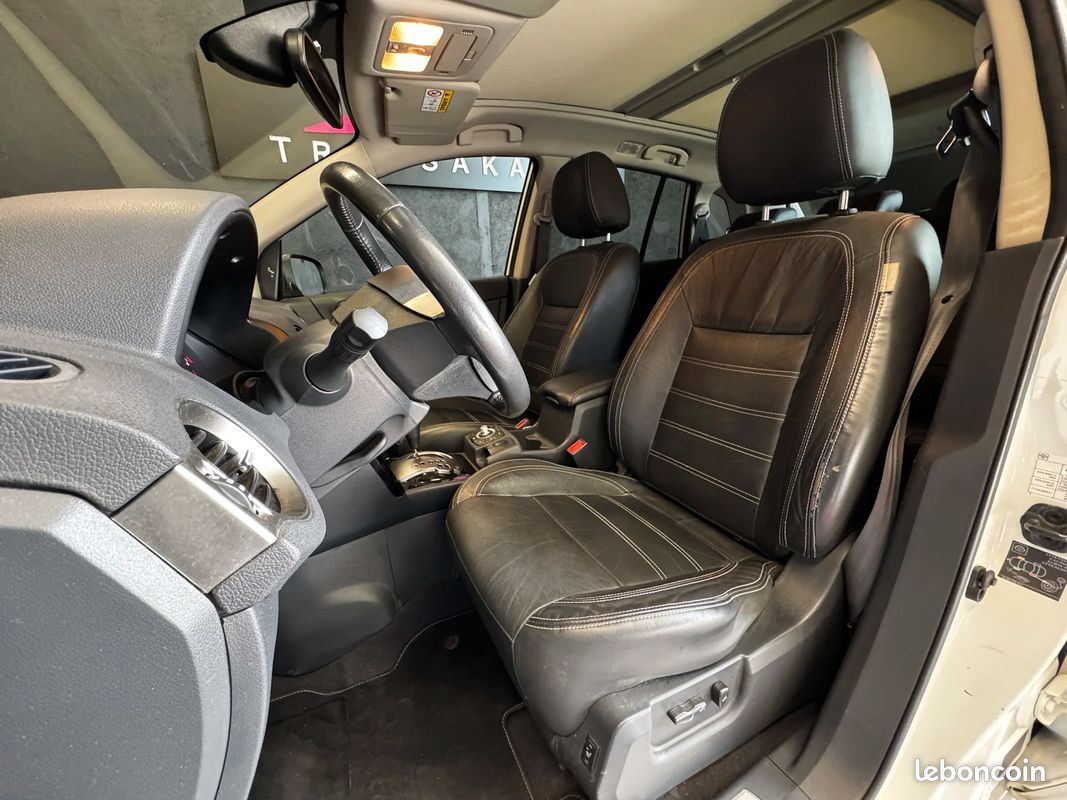 Renault KOLEOS Initiale LIMITED + ATTELAGE (image 9)