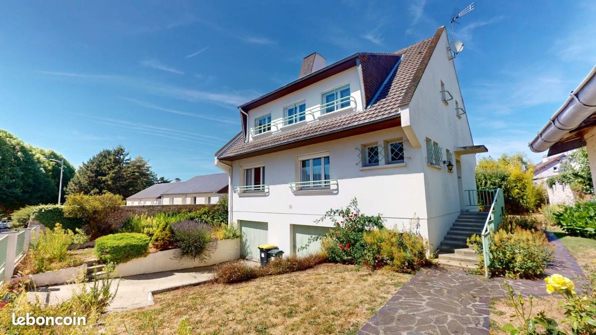 Maison 5 pièces 137 m² · à Bayeux · 137 m² · 276 000 €