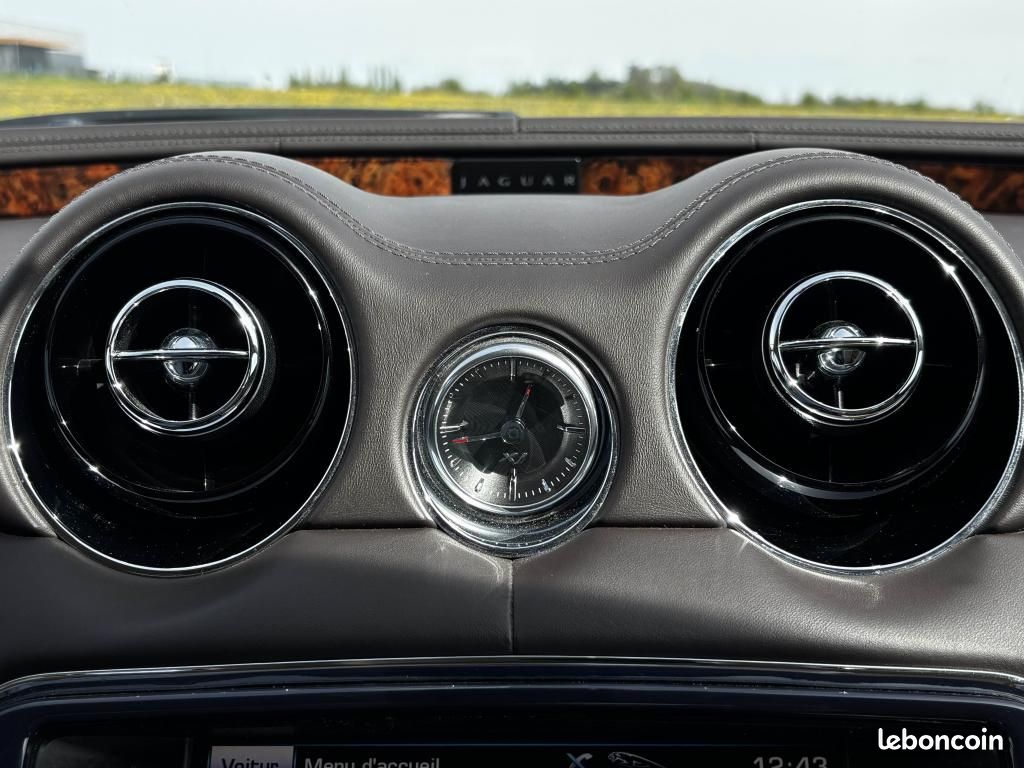 JAGUAR XJ Courte - 3.0 D V6 - 275ch - BVA 8 - Luxe Premium Phase 1 - Garantie 12 mois (image 13)
