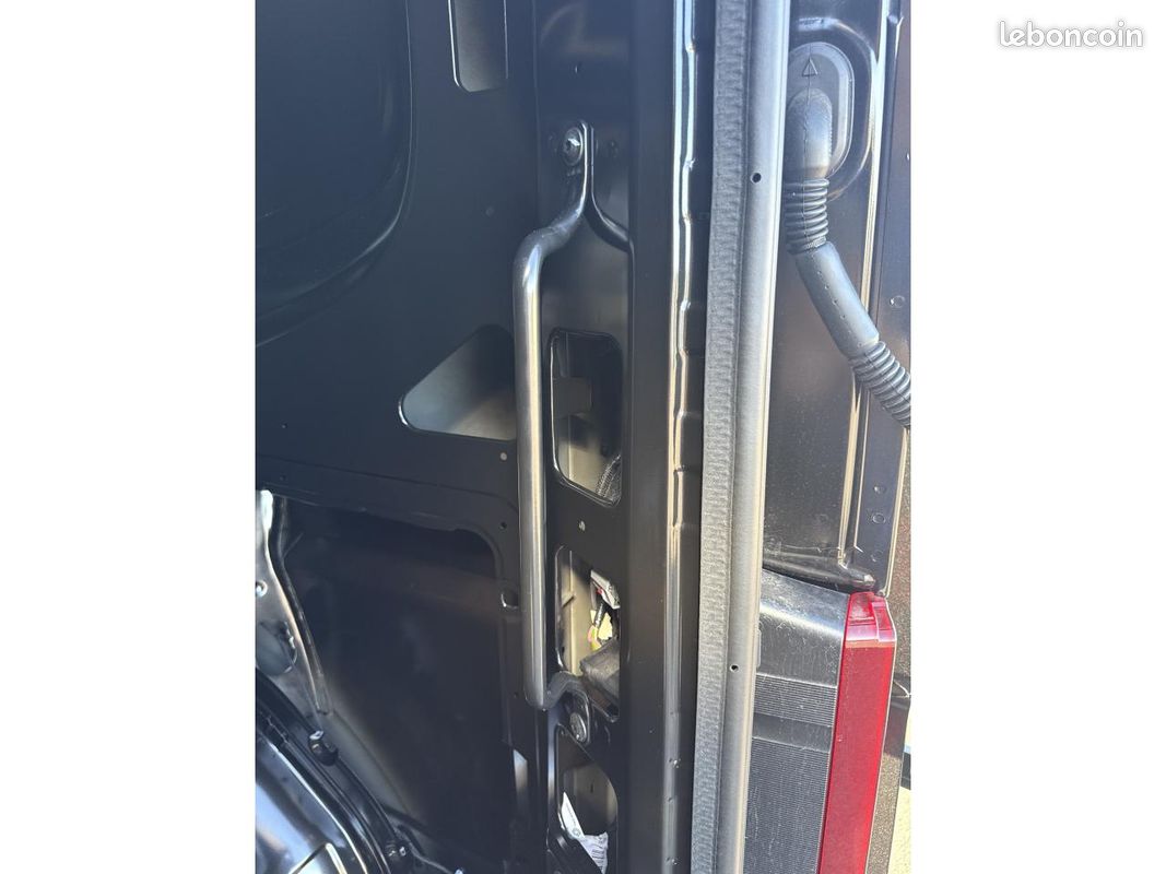 RENAULT MASTER Extra 3t5 L3H2 2.0 dCi - 150 2026 IV FOURGON Fourgon L3H2 Traction (image 14)