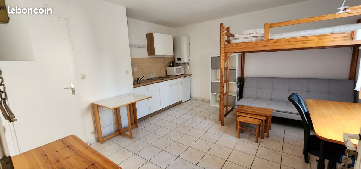 Appartement 1 pièce 20 m² · à Dijon · 20 m² · 500 €