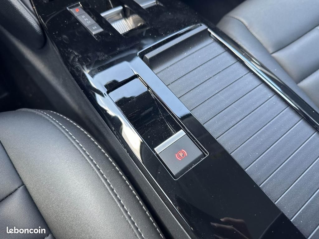 CITROEN C4 1.2i Hybride - 145 S&S - BV e-DCS 6 Max PHASE 2 (image 17)