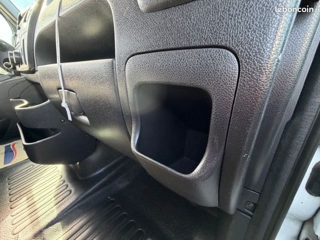Renault Master III Fourgon MASTER FGN L2 H2 7 PLACES CONFORT (14 084HT) (image 36)