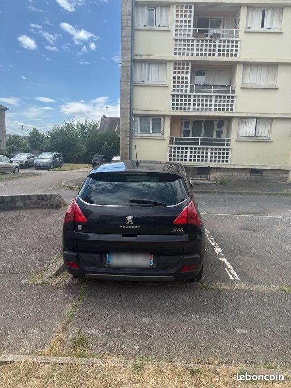 Peugeot 3008 hybride (image 1)
