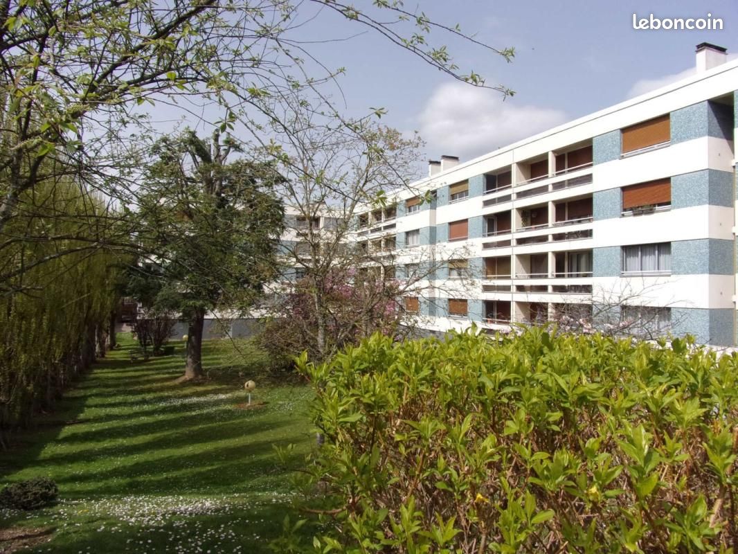 Appartement 2 pièces 58 m² · à Caudebec-lès-Elbeuf · 58 m² · 582 €