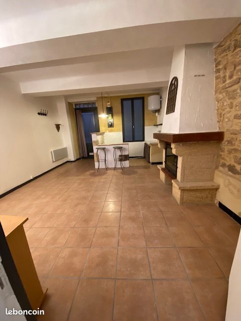 Appartement 1 pièce 24 m² · à Remoulins · 24 m² · 390 €/mois