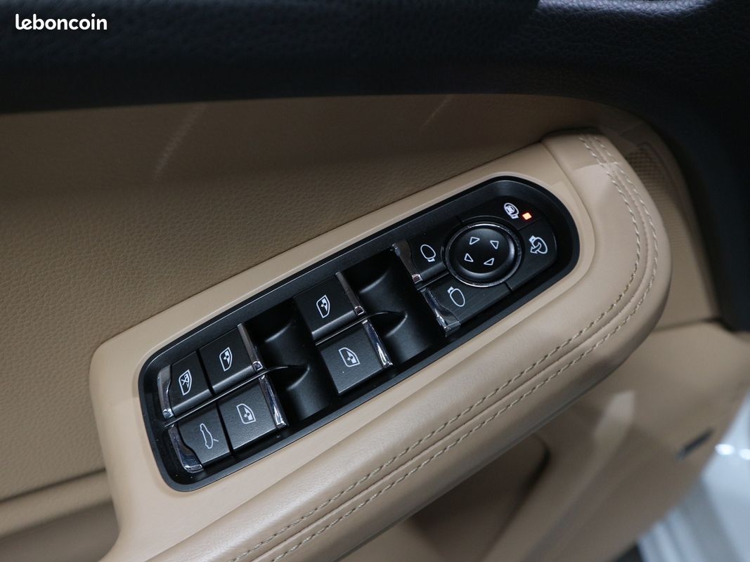 Porsche MACAN (95B) 3.0 V6 354CH S PDK (image 15)