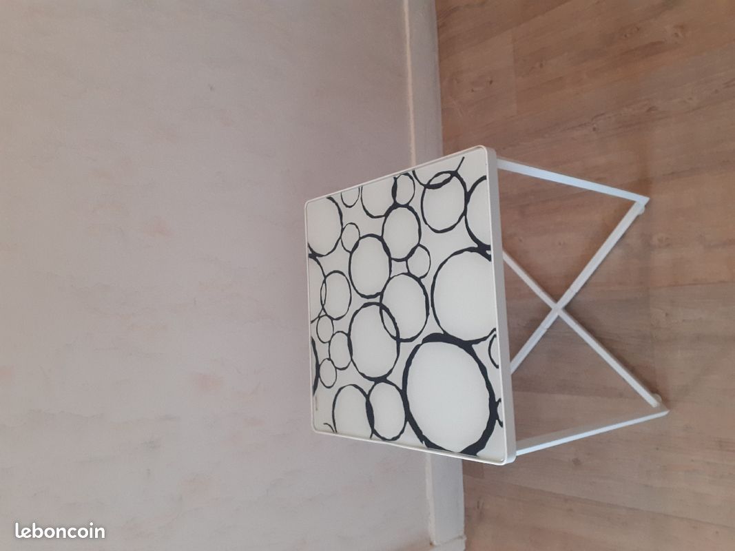 Chevet où petite table (image 2)