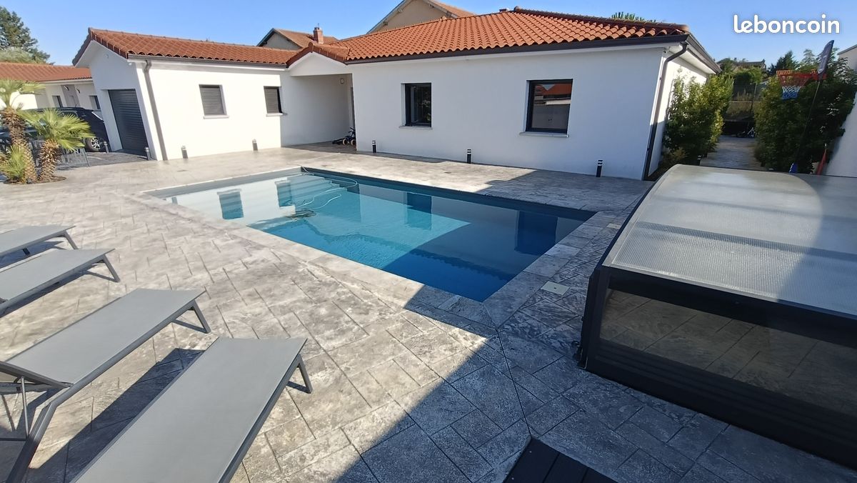 Maison 7 pièces 164 m² · à Sury-le-Comtal · 164 m² · 449 000 €