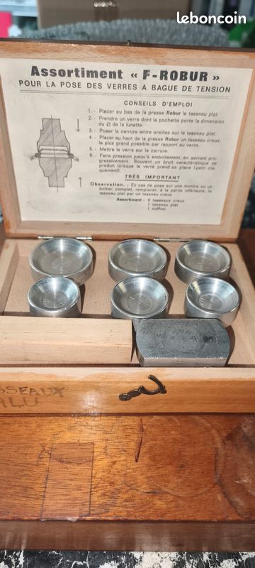 Tasseau Robur N°10 Incurvé Pour Potence Horloger - Outil D'occasion