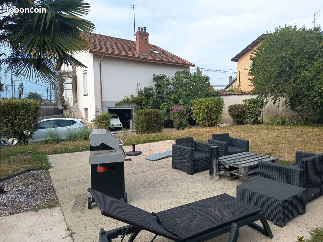 Maison 5 pièces 130 m² · à Bourg-en-Bresse · 130 m² · 299 000 €