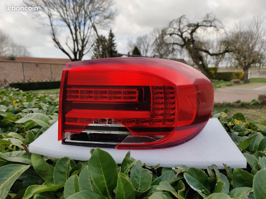 FEU Arriere TIGUAN (image 1)
