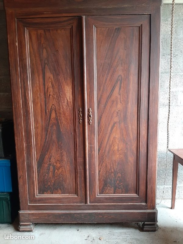 Armoire ancienne bois massif teinté (image 1)