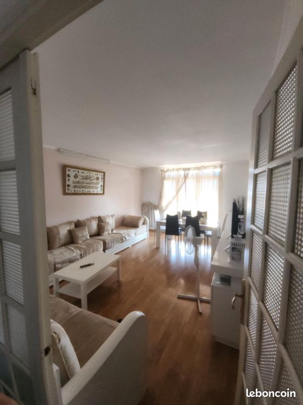 Appartement 4 pièces 88 m² · à Nîmes · 88 m² · 53 000 €