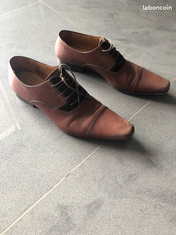 Chaussure en cuir (image 1)