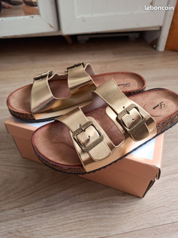 Sandales Tongs Gymboree Occasion - Taille 1, Couleur Or (Pour Enfants, Tous Les Jours)
