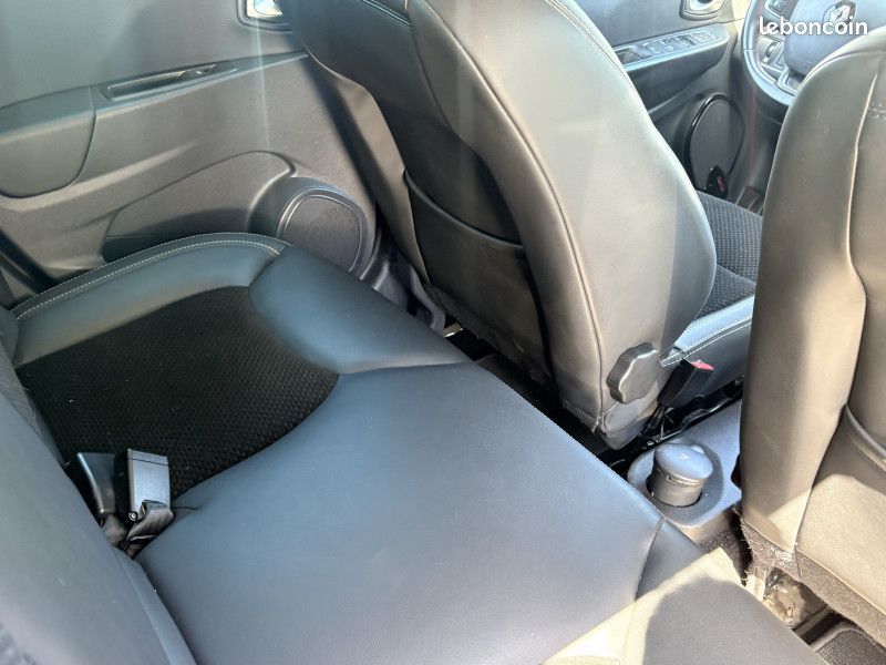 Renault CLIO IV 1.5 DCI 90CH ENERGY INTENS 5P (image 9)