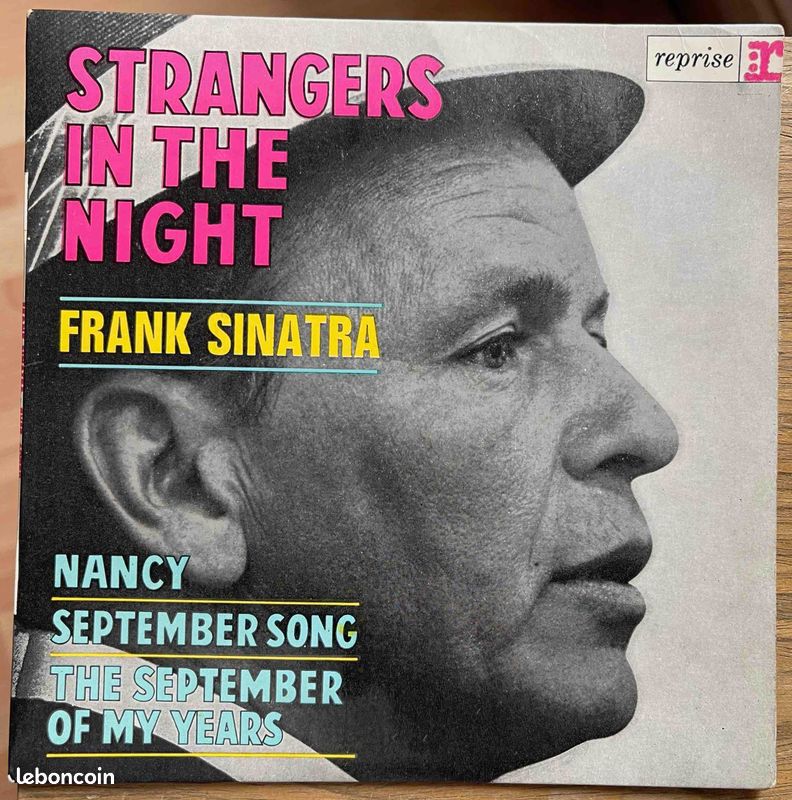 ♥🎼45t🇺🇸 ✦ Frank Sinatra (Strangers in the Night) ✷ 1966 (image 1)