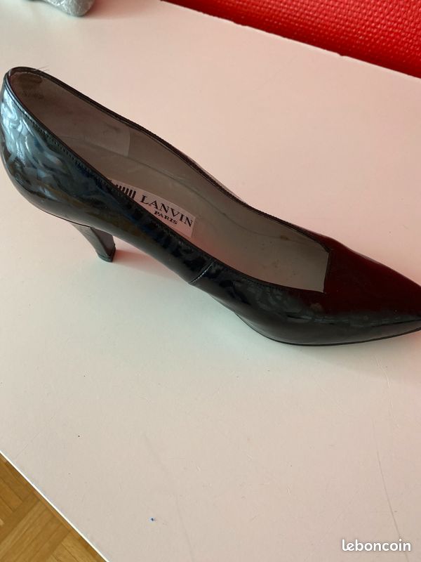 Escarpin. Tout cuir. Marque lanvin (image 2)