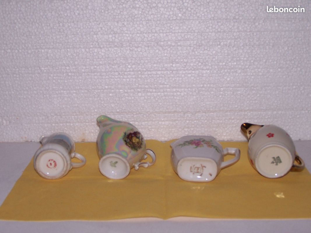 4 CREMIERS estampillés ...anciens (image 2)