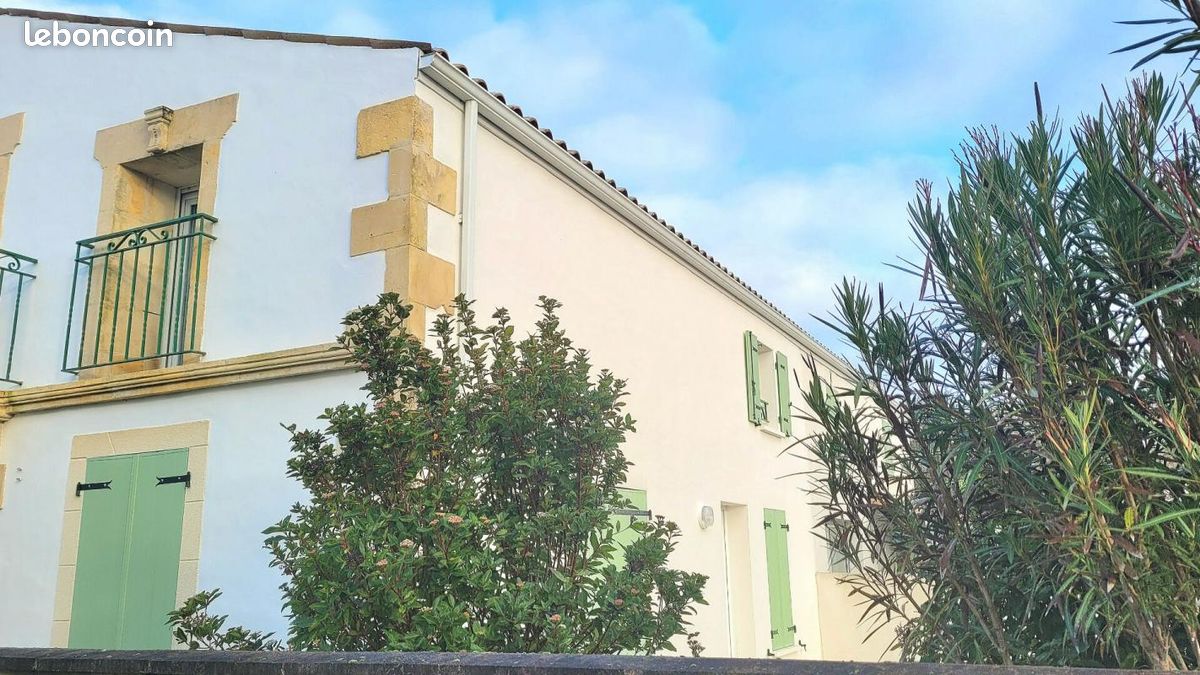 Maison de ville 5 pièces 124 m² - Breuillet 17920 (image principale 0)