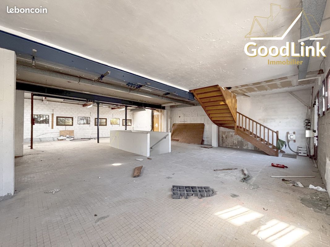 Immeuble 265 m² · à Bondy · 265 m² · 472 000 €