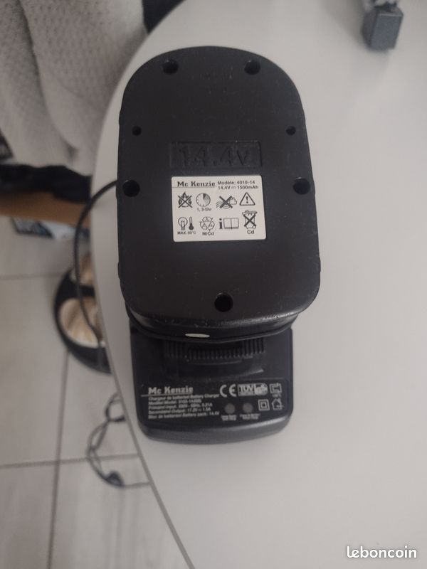 Chargeur + batterie (image 2)