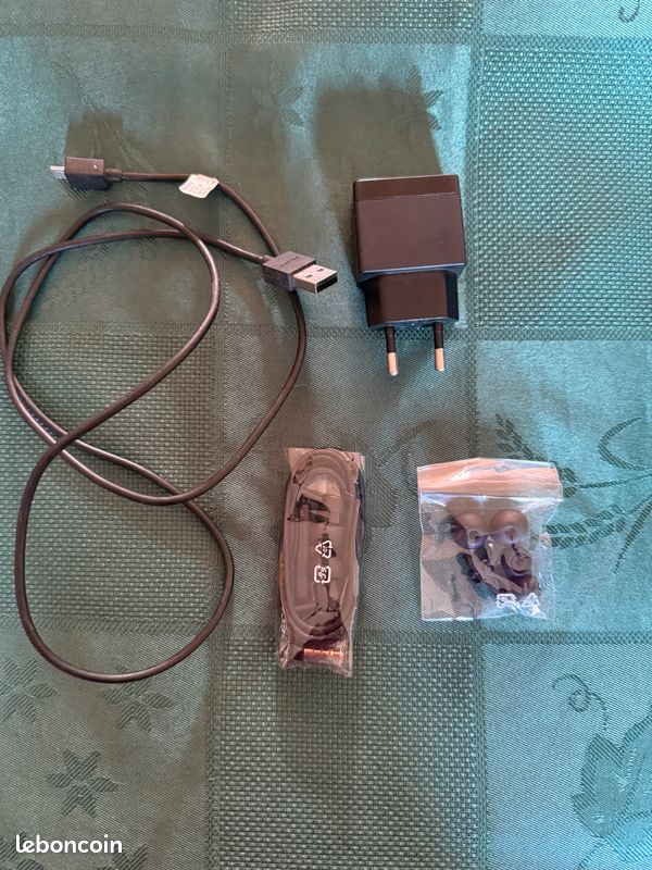 Sony Xperia Z3 Noir (image 4)