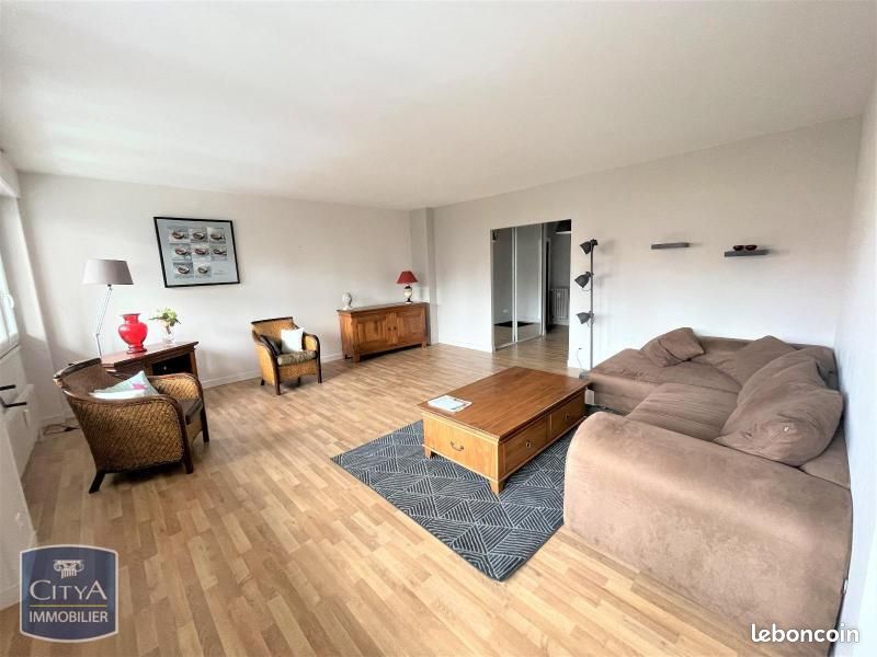 Appartement 4 pièces 95 m² · à Clermont-Ferrand · 95 m² · 1 300 €