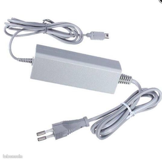 Kit 5 en 1 pour Nintendo Wii U : Chargeur secteur, Stylet, Film de protection écran, Chargeur Usb 3 mètres , Etui silicone Bleu - Straße Game ® (image 6)