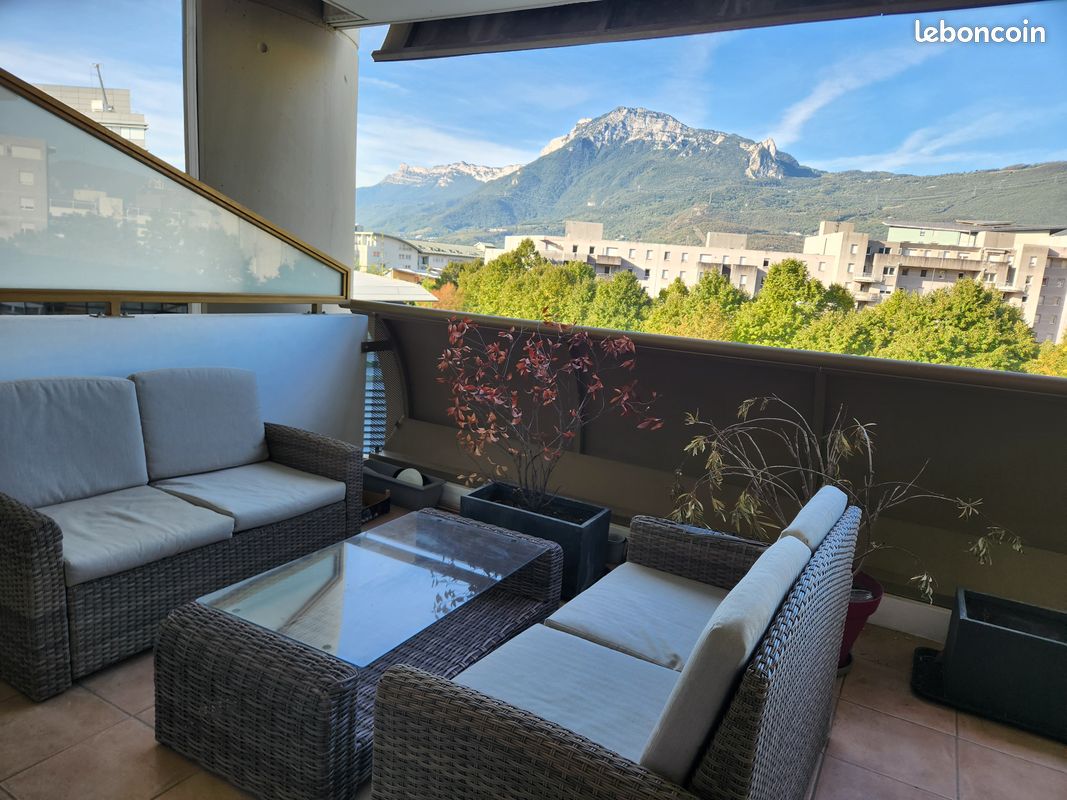 Appartement 4 pièces 95 m² · à Grenoble · 95 m² · 1 350 €/mois