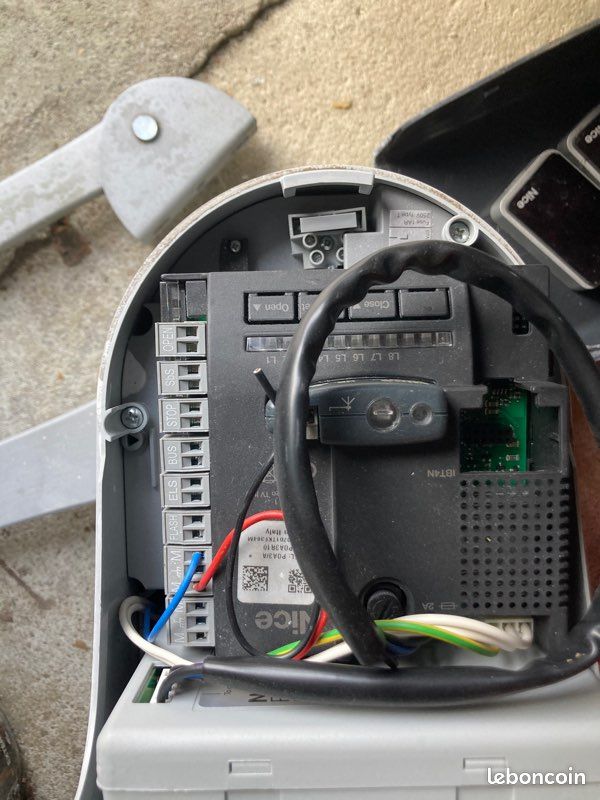 Moteur portail battant Nice 1 vantail (image 6)