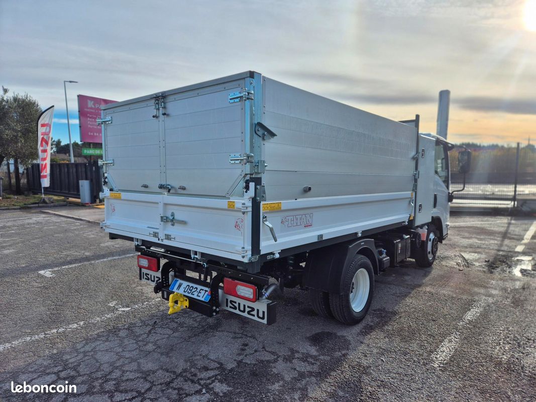 New ISUZU M27 3L 150Ch benne + rehausse + porte universelle type paysagiste (image 2)