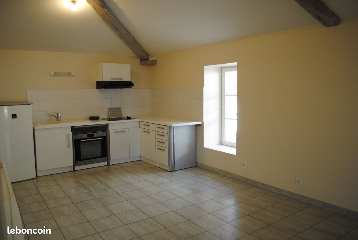 Appartement 2 pièces 49 m² · à Jonzac · 49 m² · 590 €/mois