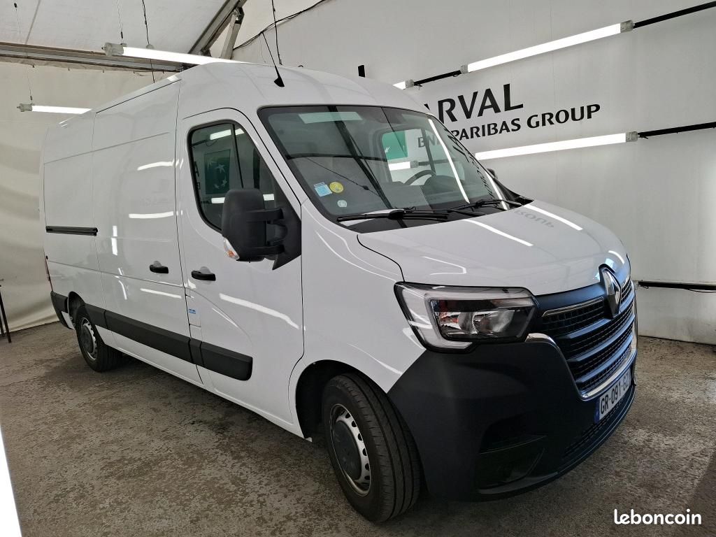 RENAULT Master 2019 4P Fourgon tôlé FG Tr CF F3300 L2H2 Blue dCi 135 (image 4)