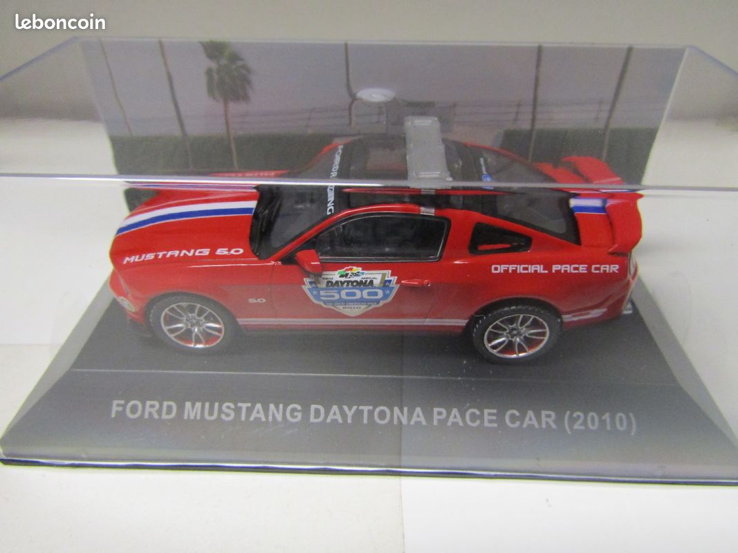 Ford Mustang Daytona Pace Car 2010 Rouge - Modèle 1/43 IXO Pour Collection Altaya