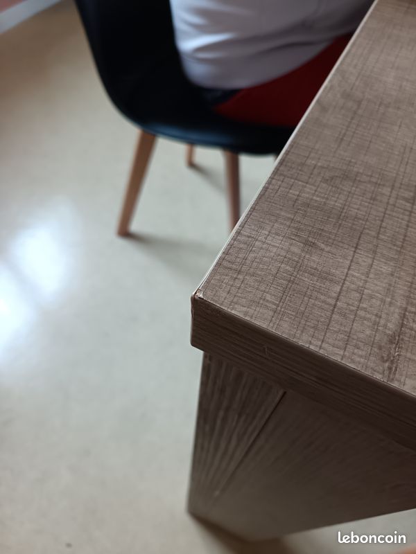Table carrée (image 6)
