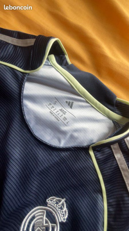 Maillot réal Madrid (image 3)