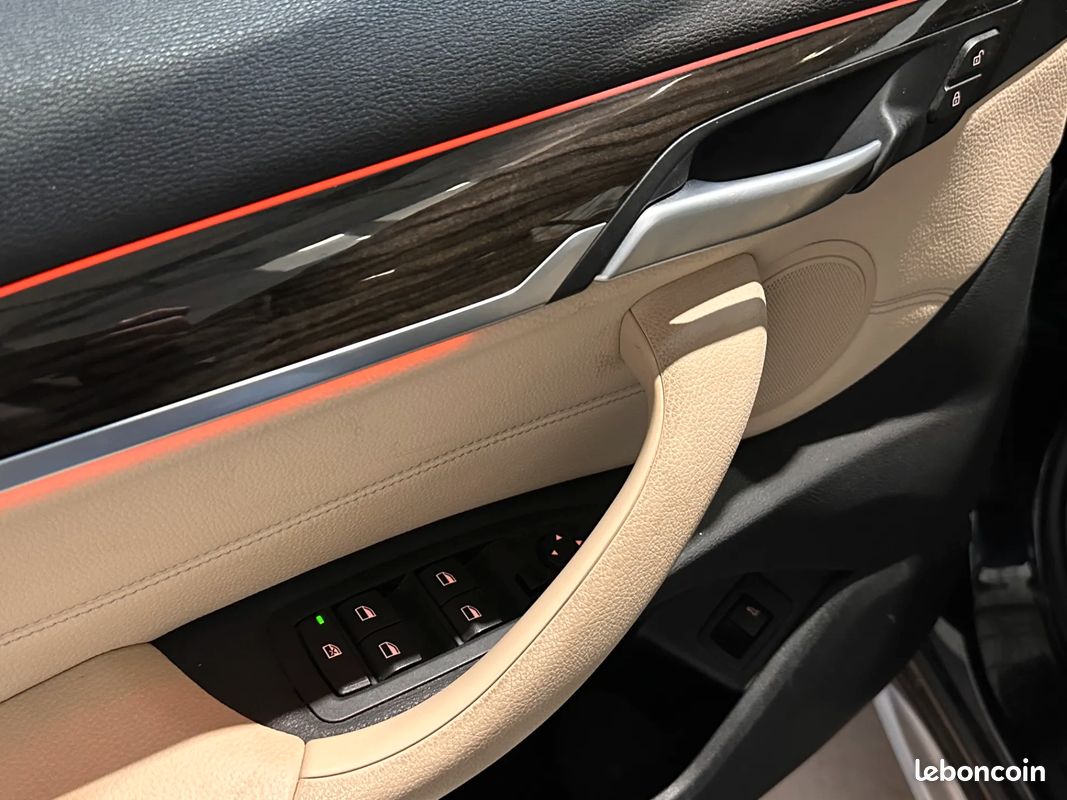 BMW X1 2.0 192ch Lounge - 2017 - 94 500 km - Faible kilométrage - Boîte auto (image 14)