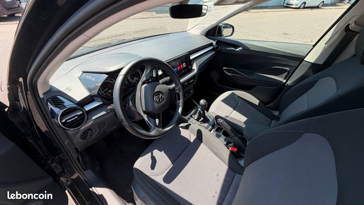 Skoda Fabia 1.0 TSI 95ch Ambition (image 5)