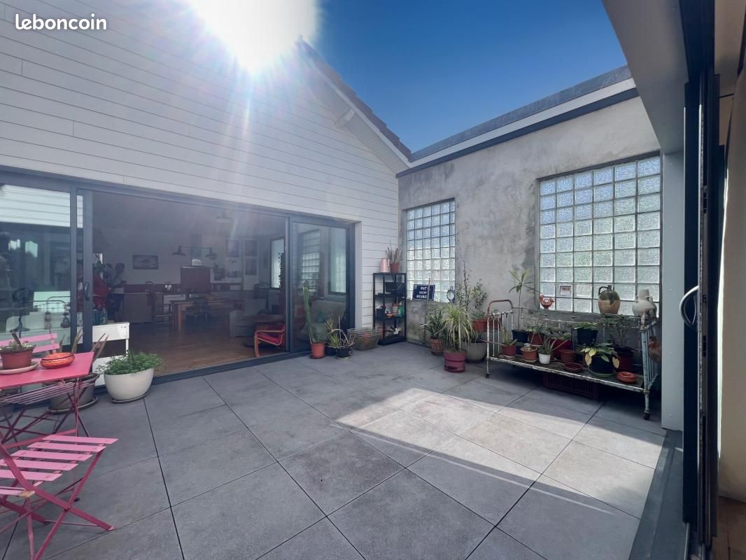 Maison 5 pièces 200 m² · à Pau · 200 m² · 380 000 €